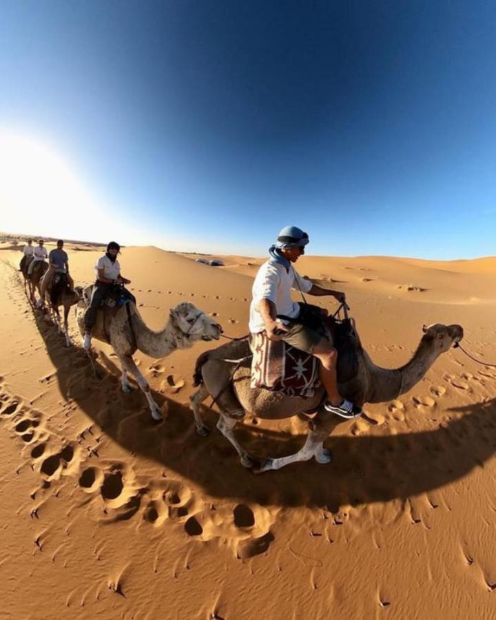 Fabulous Desert Camp เมอร์ซูกา ภายนอก รูปภาพ
