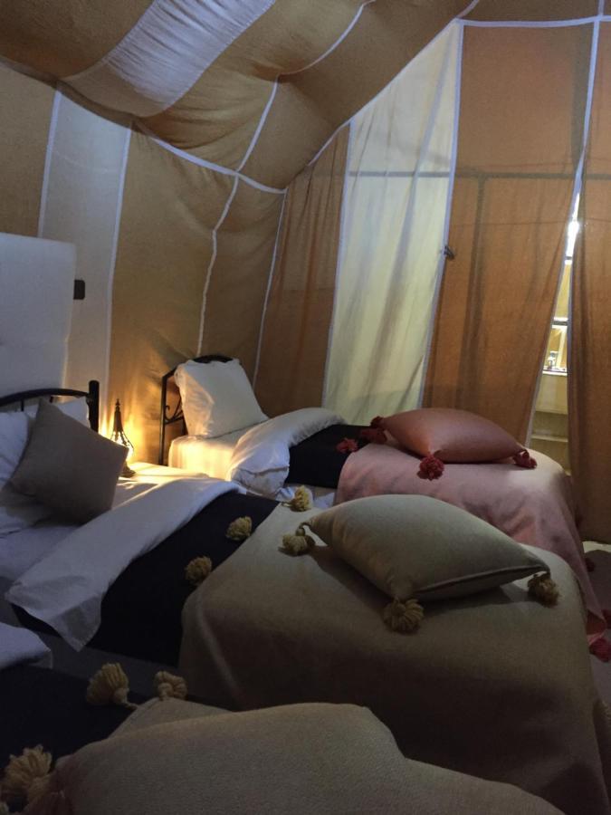 Fabulous Desert Camp เมอร์ซูกา ภายนอก รูปภาพ